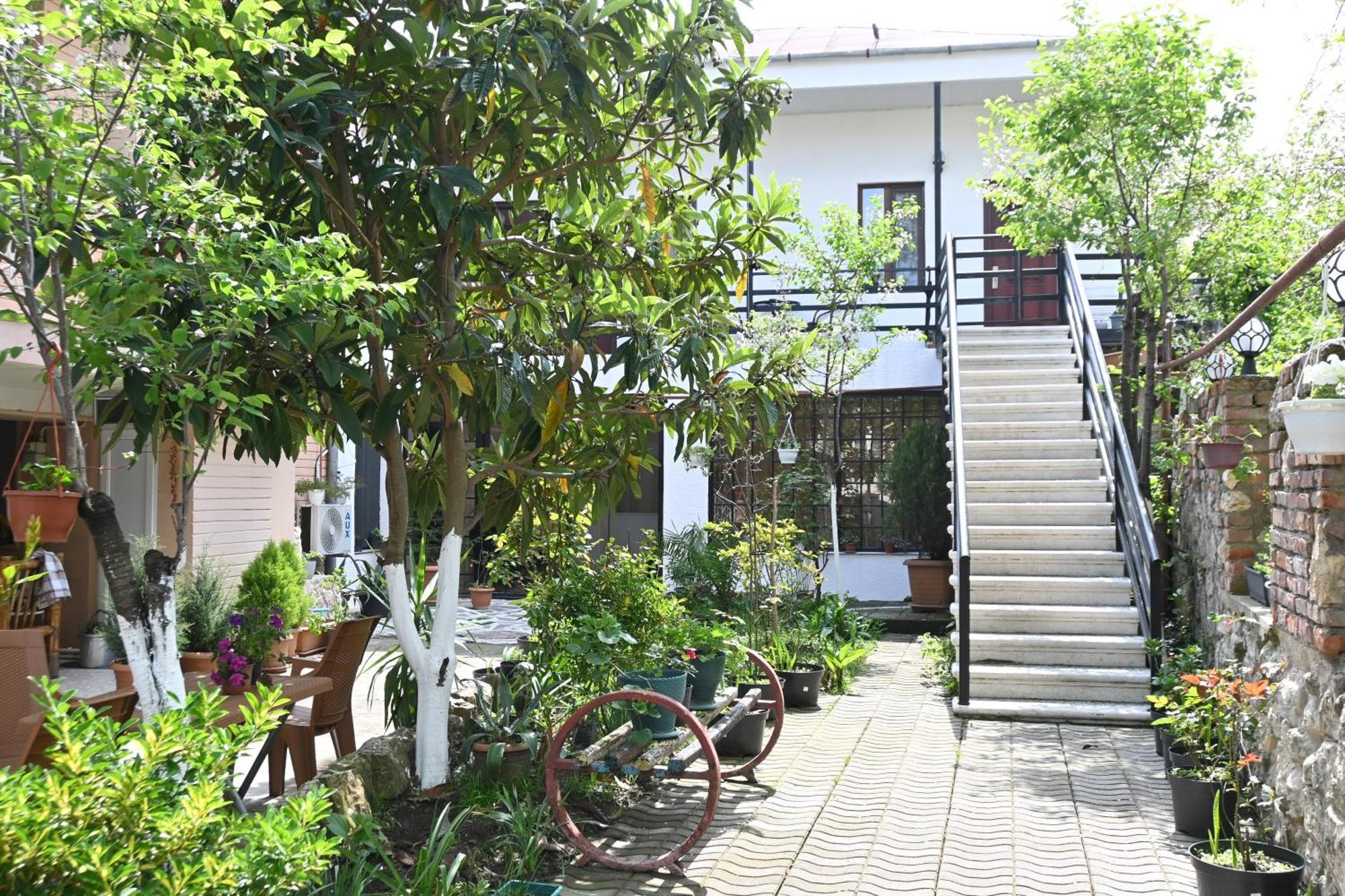 Jerusalem Hotel קוטאיסי מראה חיצוני תמונה
