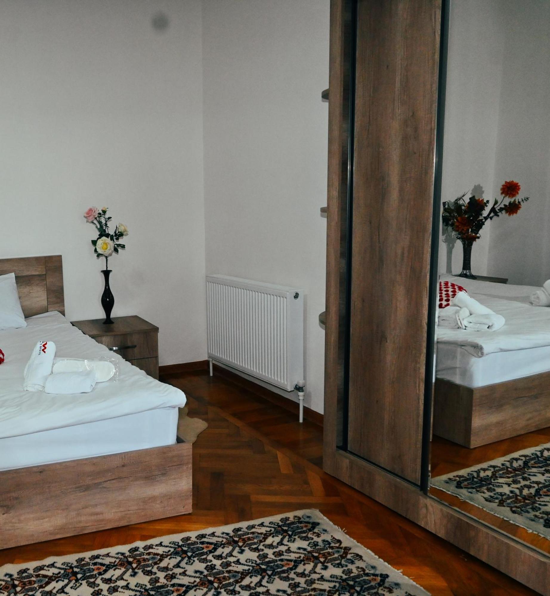 Jerusalem Hotel קוטאיסי מראה חיצוני תמונה